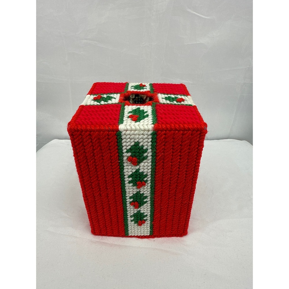 Handmade Christmas Gift Wrap Tissue Box Cover Red Green Holly Berry - Picture 3 of 6